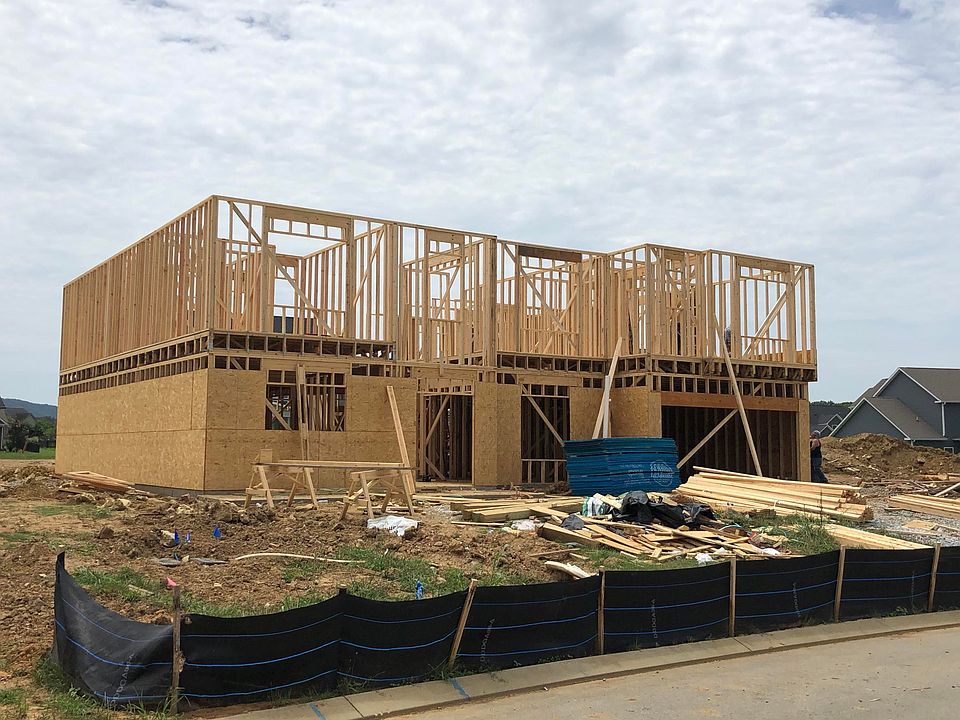 2nd image of 7432 Hollyhock Ln #306