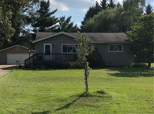 560 Oakview Rd, Macedonia, OH 44056