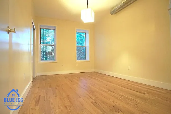 Rented by Blue Egg Realty Corp | media 40