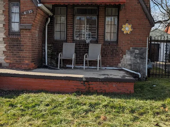 14035 N Rutherford St E, Detroit, MI 48227