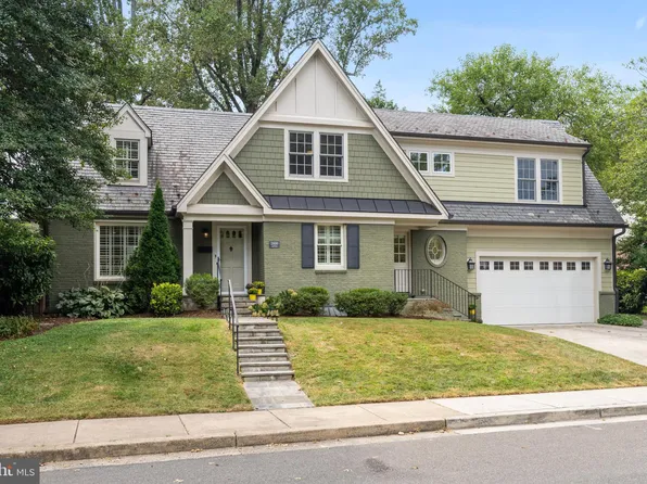 2600 N Florida St, Arlington, VA 22207