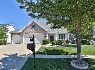 458 Westglen Village Dr, Ballwin, MO