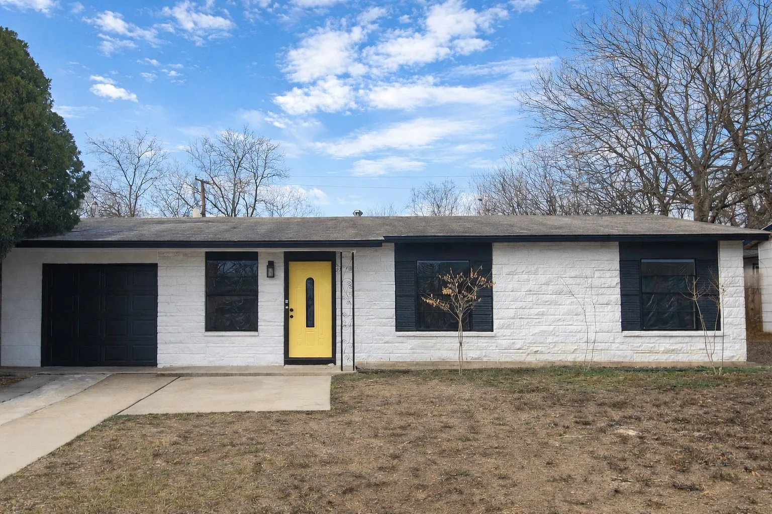 3 bed, 1000 sqft, $1,400 — Photo 1