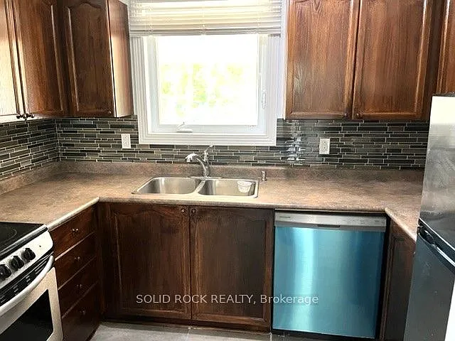 2688 Draper Ave W — Photo 5