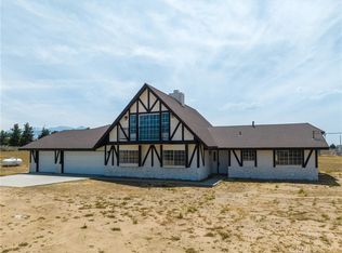 9782 Tumbleweed Rd, Phelan, CA 92371