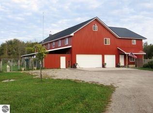 381 S Lorenz Rd, Tawas City, MI 48763