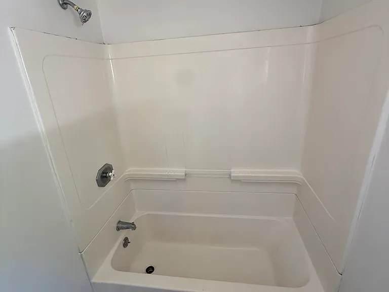 19 Ronald Rd — Photo 9