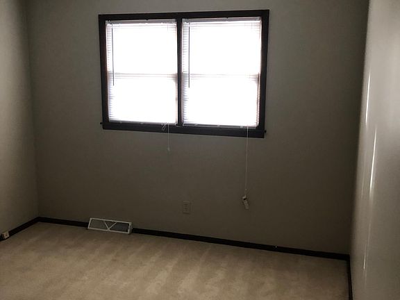 5th image of 824 Pentwood Dr