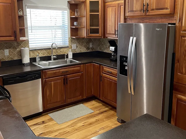 210 Little Rock Rd — Photo 13