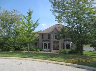 10155 Floyd St, Winfield, IN 46307