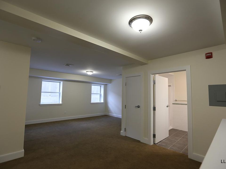 2nd image of 78 Cedar St APT 104