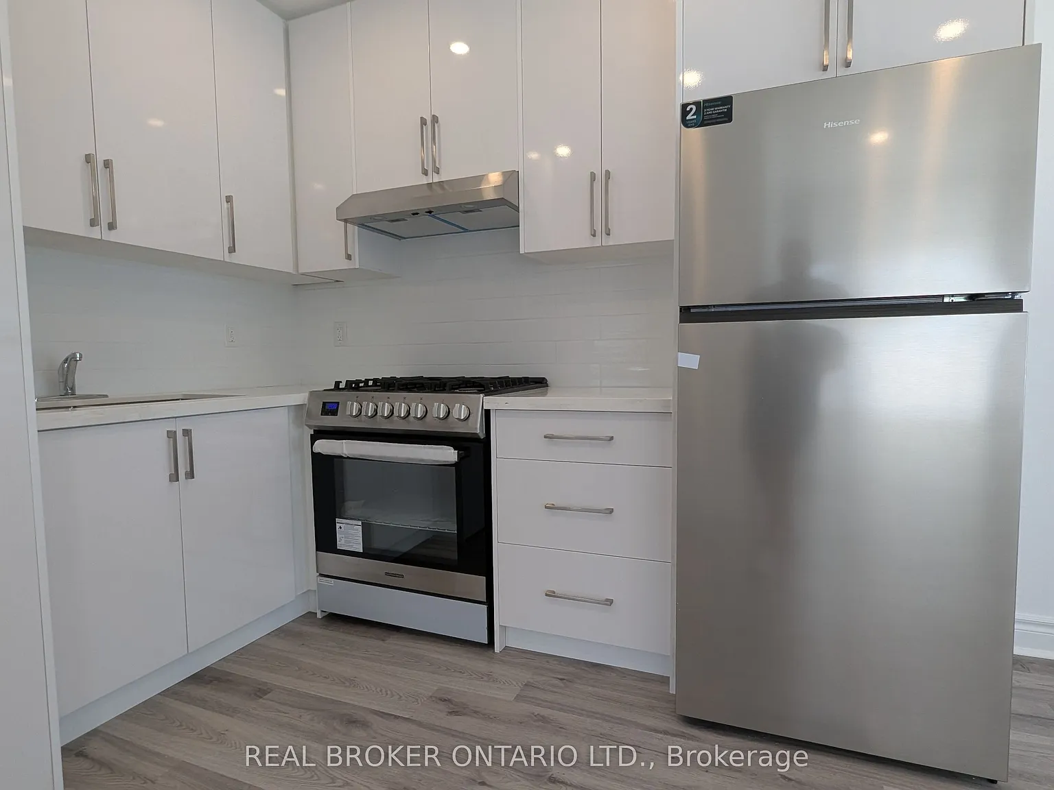 1150 Woodbine Ave — Photo 3