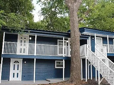 216 Bowie St #1