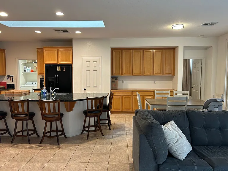 5832 Vista Luna St — Photo 7