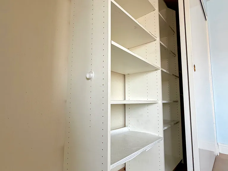 1066 Sandalwood Ln — Photo 26