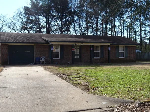 301 Macbeth St, Athens, AL 35611