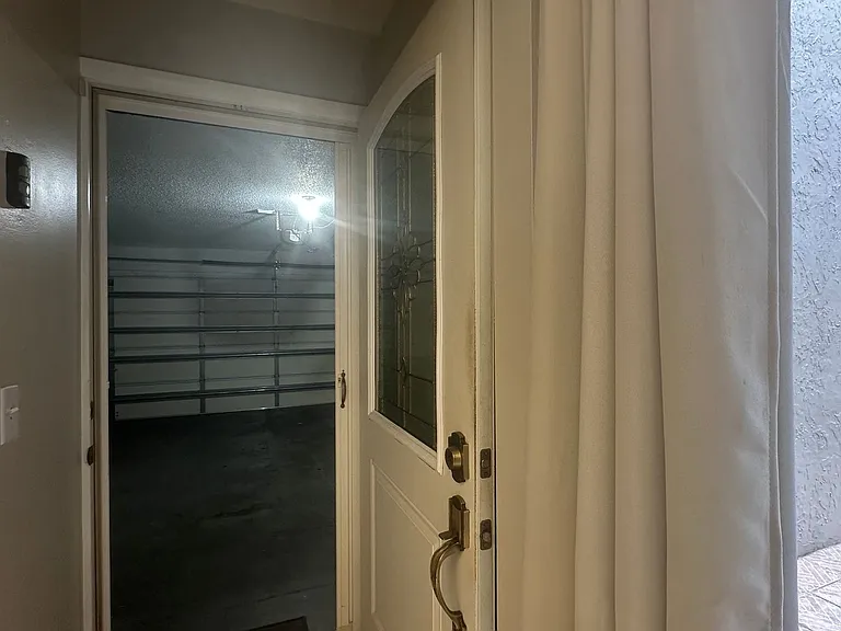 1532 N Carolwood Blvd — Photo 11