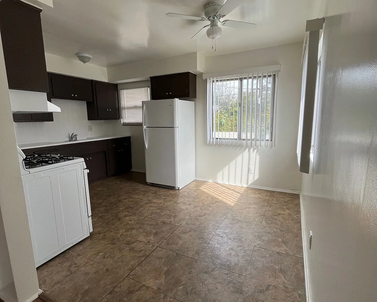 2 bed, $2,250 — Photo 4