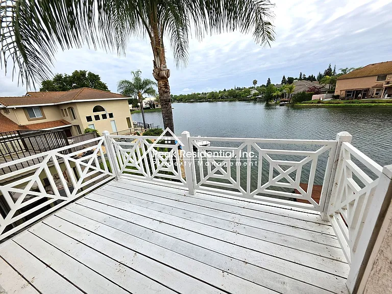 3333 E Island Ct — Photo 23