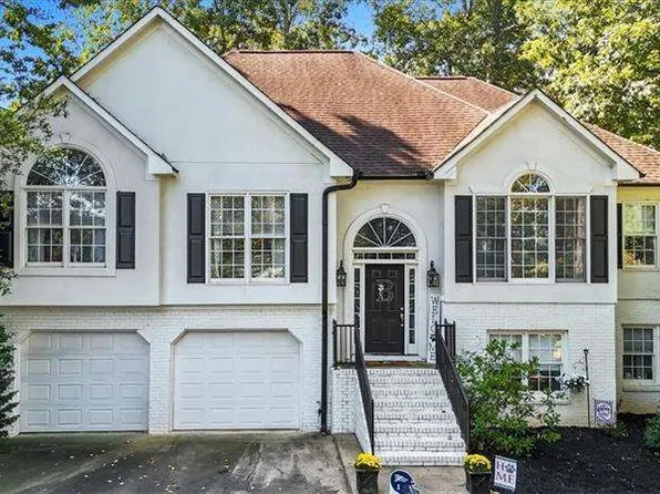 35 N Springs Way, Acworth, GA 30101