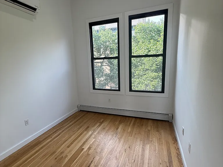359 1st St #2 — Photo 7