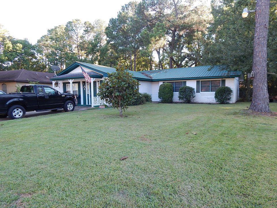 1st image of 2513 Oxford Dr
