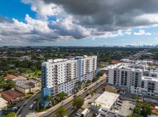 6357 SW 8th St #807, Miami, FL 33144