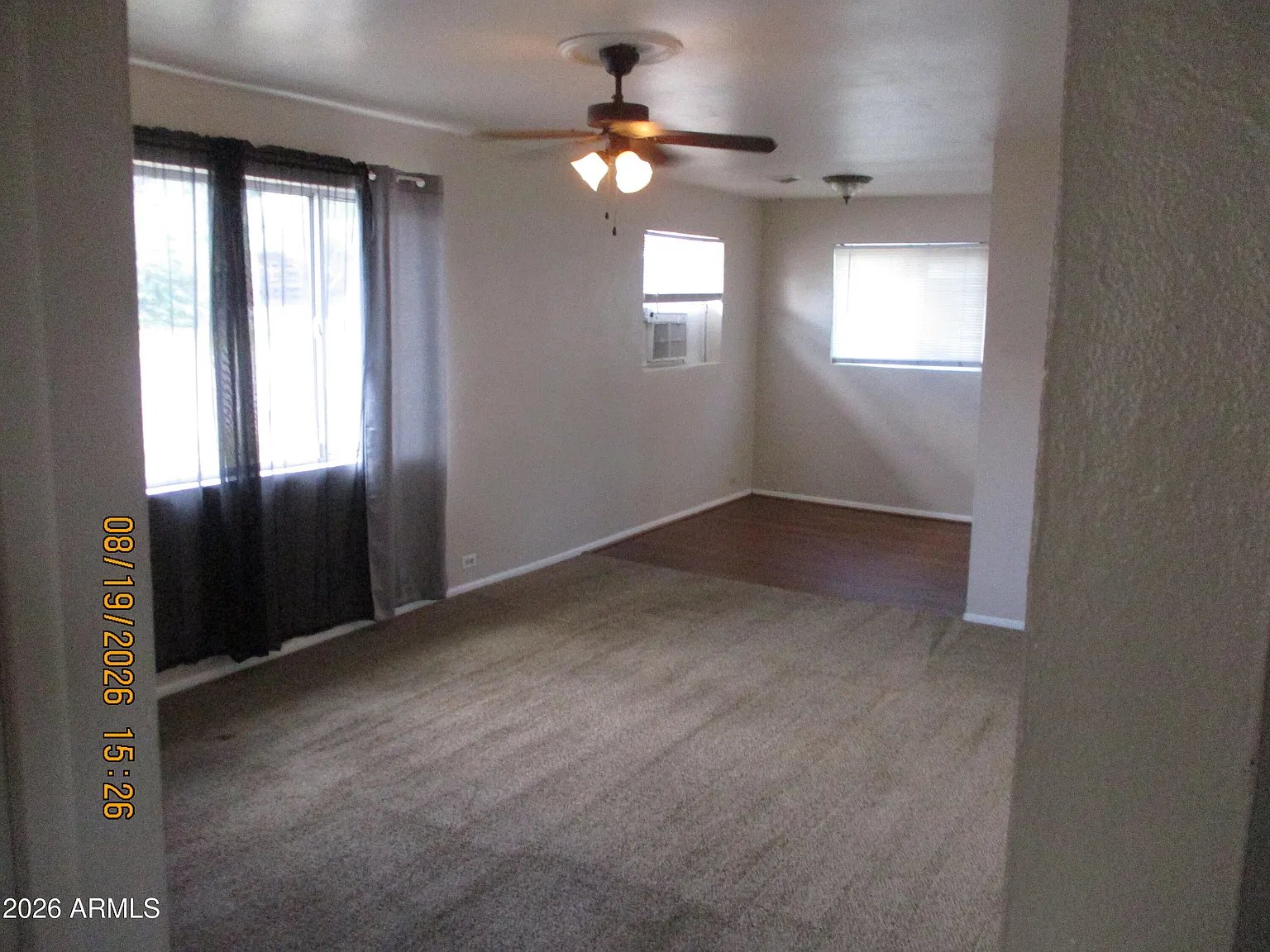 3 bed, 2.0 bath, 993 sqft, $950 — Photo 2