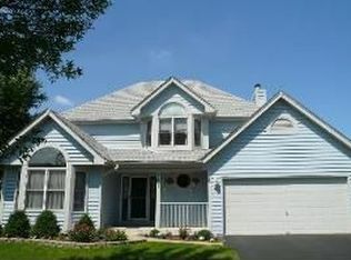 381 Breckenridge Dr, Aurora, IL