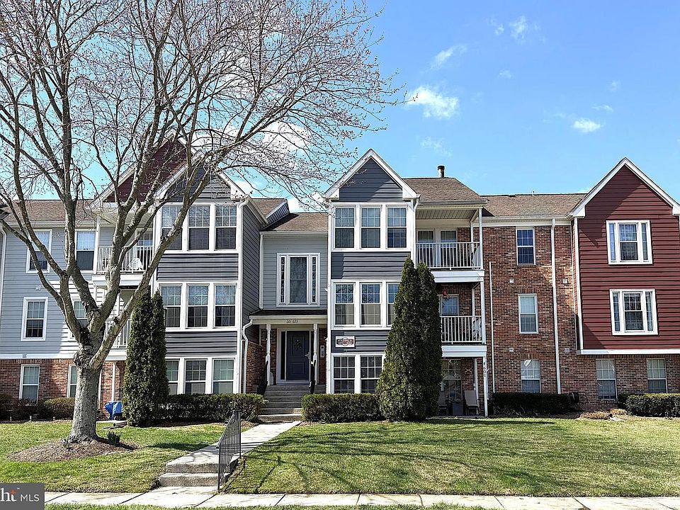 1st image of 619 Deering Rd #1K