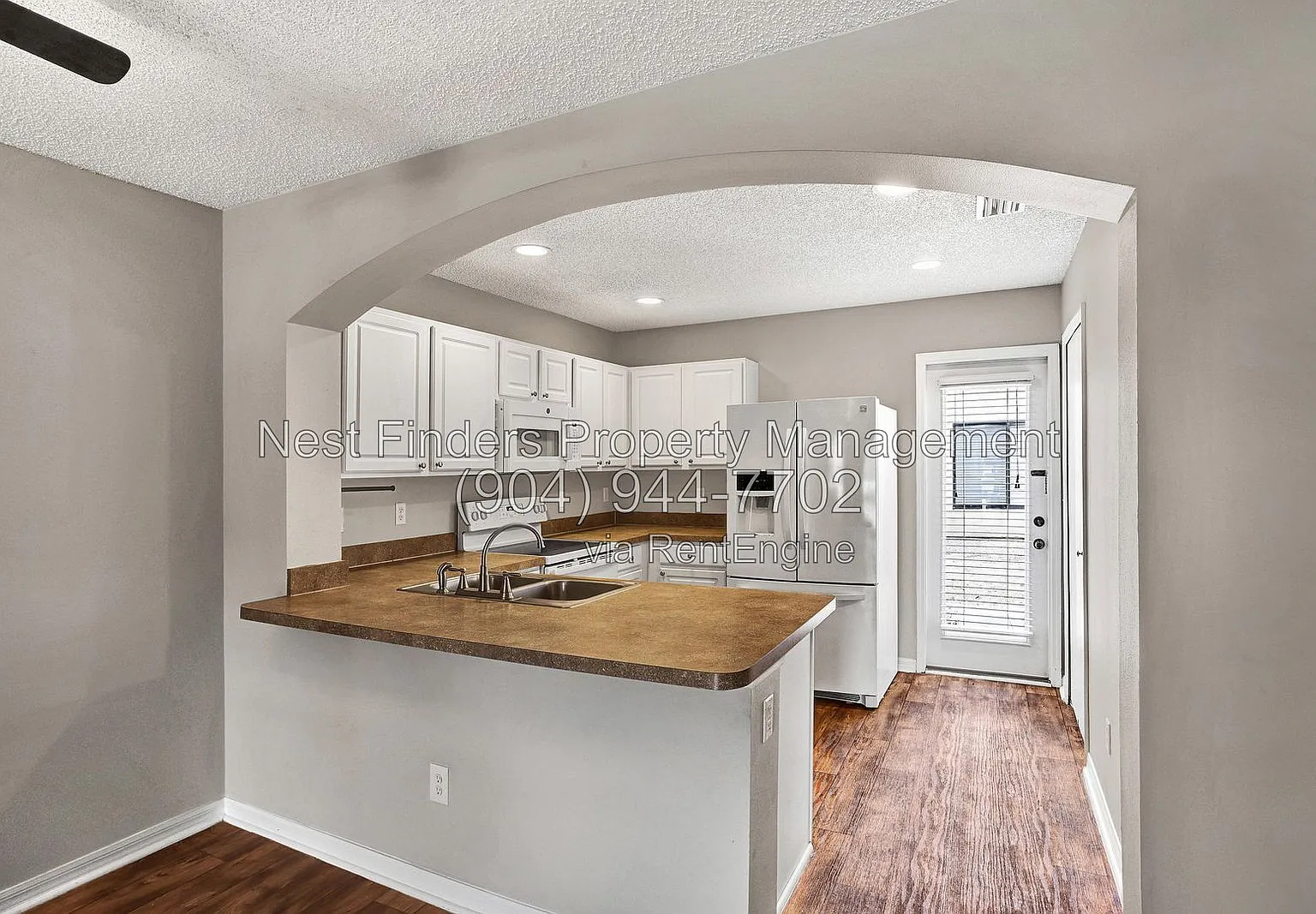 3 bed, 2.0 bath, 1260 sqft, $1,825 — Photo 4