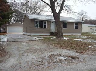 1335 Dearborn Ave, Waterloo, IA