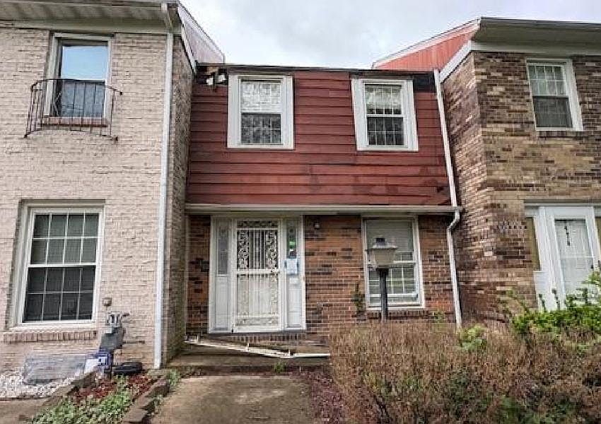 1st image of 2474 Hardesty Dr S #U-9