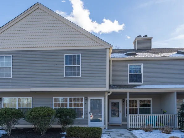 16 Manorwood Drive #16, Branford, CT 06405