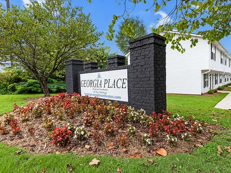 Georgia Place Townhomes — Photo 7