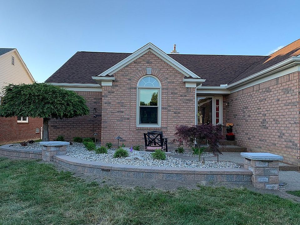 1st image of 29227 Dereck Dr