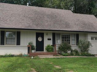 13628 Parker Ave, Grandview, MO 64030