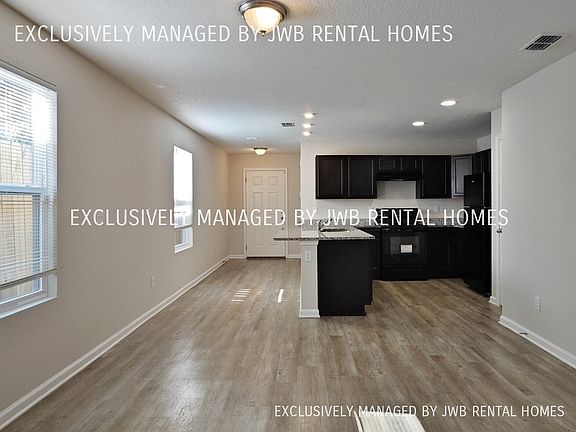 5th image of 8021 India Ave
