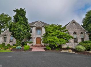 618 Bok Rd, Nazareth, PA 18064