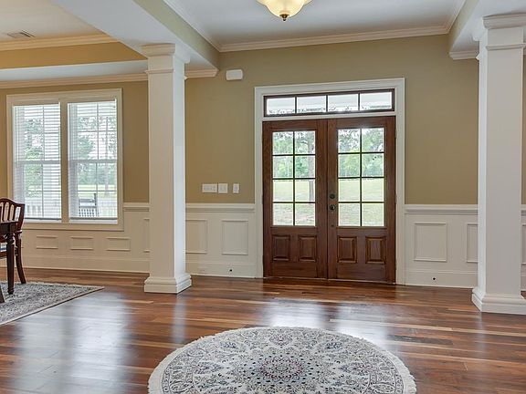 5th image of 626 Blue Roan Ct