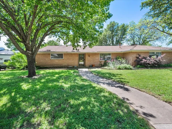 7500 Evelyn Dr, Richland Hills, TX 76118