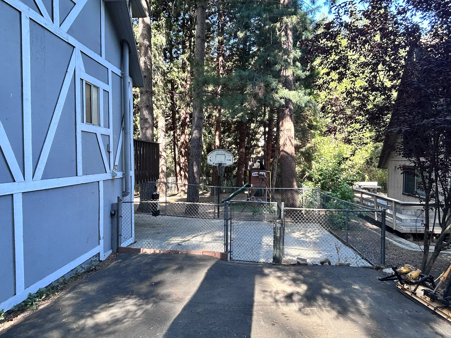 3 bed, 1245 sqft, $2,400 — Photo 3