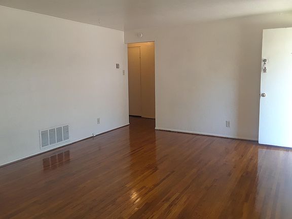 4th image of 841 Louisiana Blvd SE APT 3