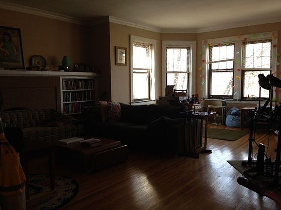 5th image of 1727 W Farwell Ave APT 3