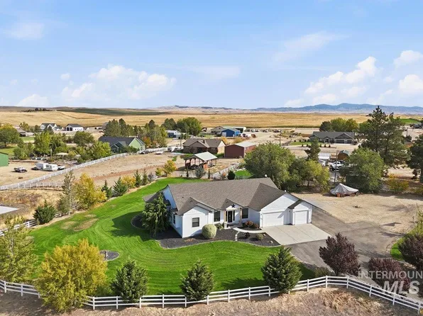 9228 Northview Rd, Middleton, ID 83644