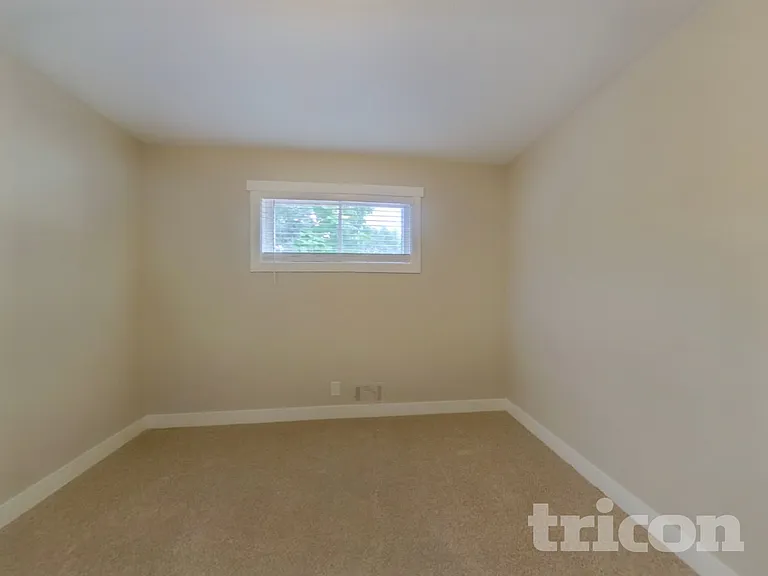 343 Brigitte Dr — Photo 13