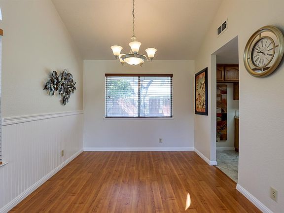 5th image of 8337 Discovery Bay Ct