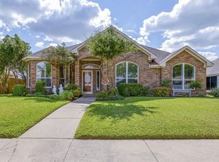 7001 Buckhorn Dr, Rowlett, TX 75089
