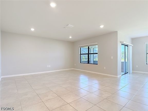 4th image of 16056 Enclaves Cove Dr