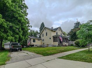 517 S Monroe St, Stoughton, WI 53589